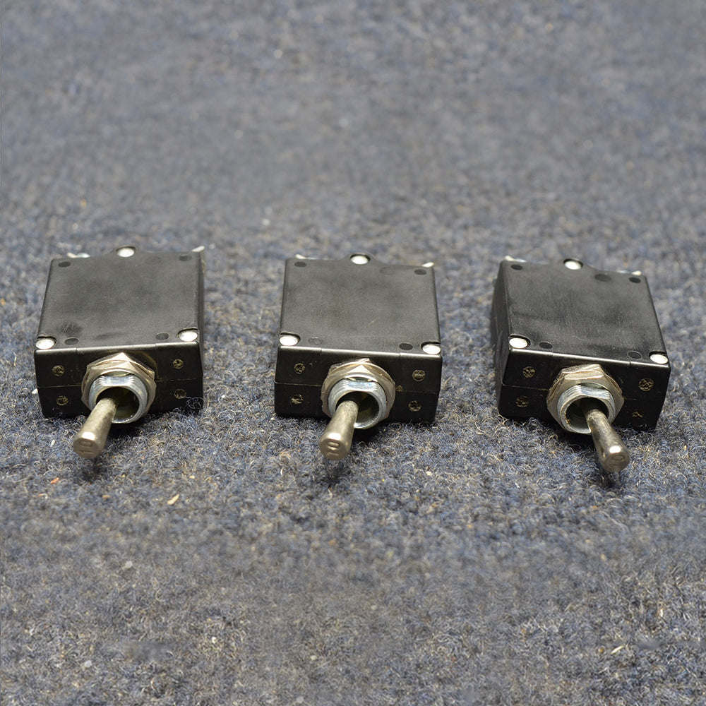 Used aircraft parts for sale W31-X2M1G-10 BEECHCRAFT 95-B55 TYCO BREAKER SWITCH PRICE PER EACH