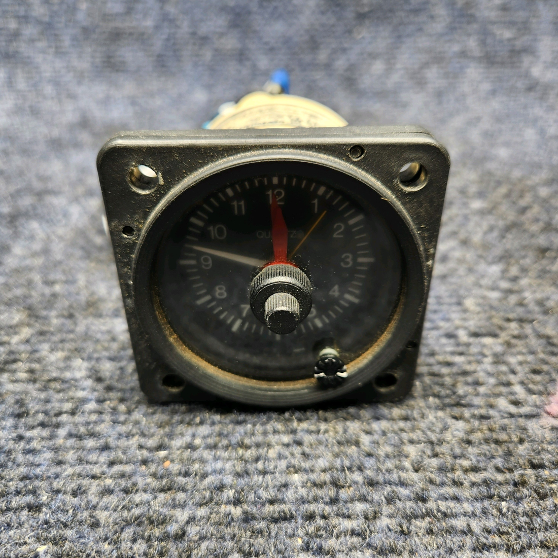 Used aircraft parts for sale, MD-91L Mid-Continent Beechcraft A23A Musketeer Custom III CLOCK INDICATOR (12-32V)- TESTED