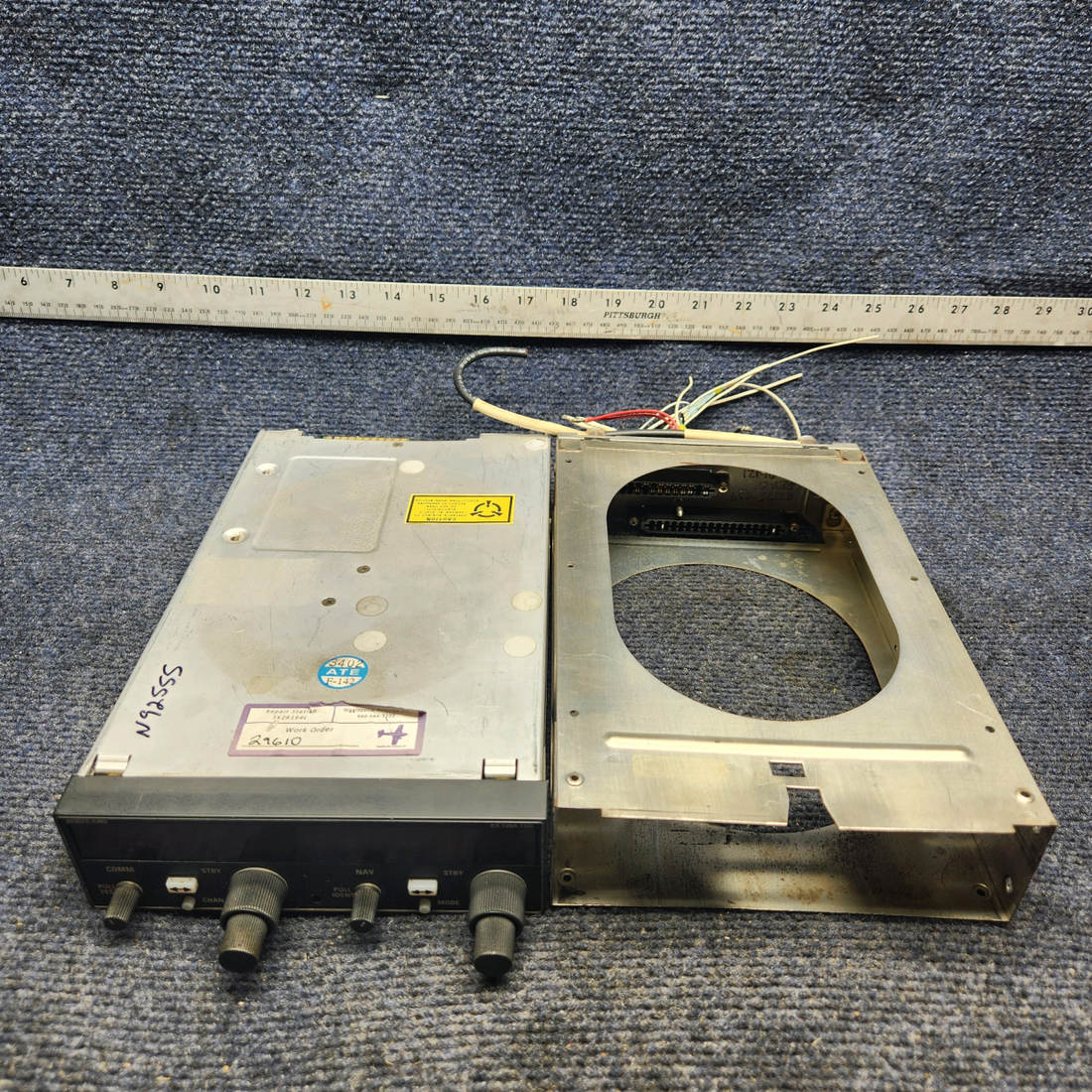 Used aircraft parts for sale, 069-01032-0201 Bendix King PIPER PA28-161 Warrior III VHF NAV, COMM UNIT W/ TRAY AND CONNECTOR- 28 VOLTS