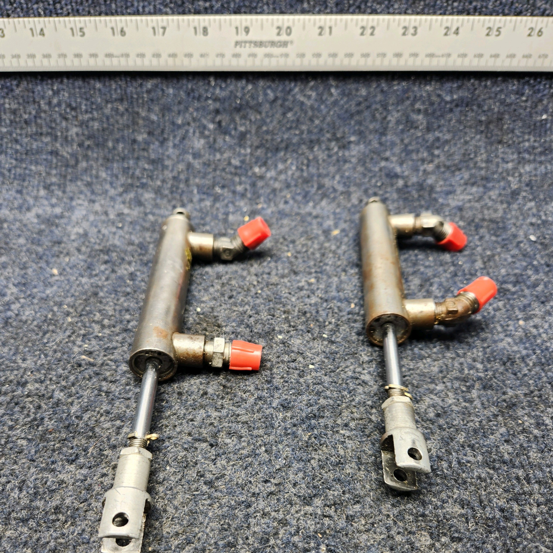 Used aircraft parts for sale, VV-15-625 BEECHCRAFT F35 PARAMOUNT BRAKE MASTER CYLINDER PRICE PER EACH