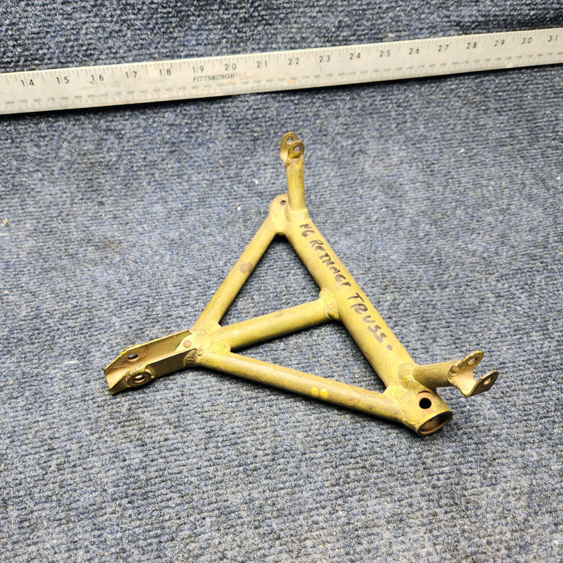 Used aircraft parts for sale, Unknow Part Number MOONEY NOSE GEAR RETRACT  TRUSS