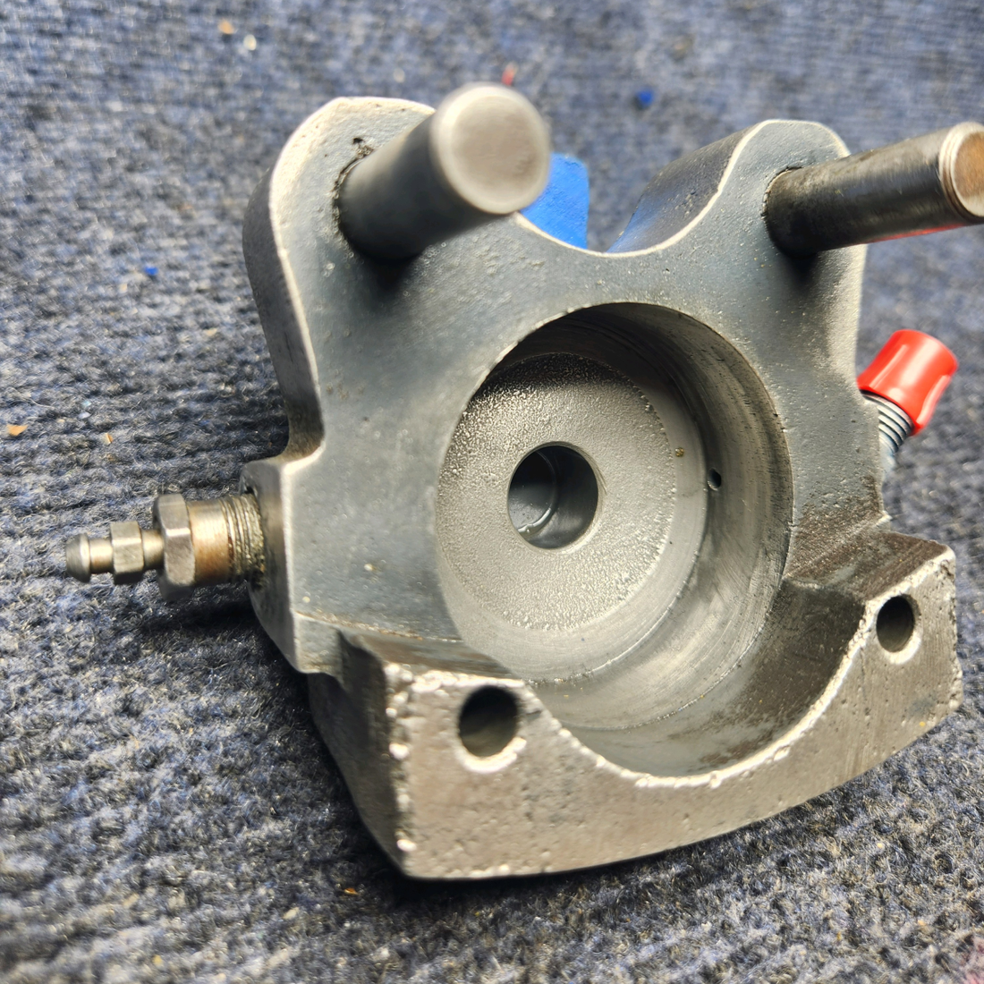 Used aircraft parts for sale, 30-56A Cleveland Mooney M20K CLEVELAND BRAKE CALIPER ASSEMBLY