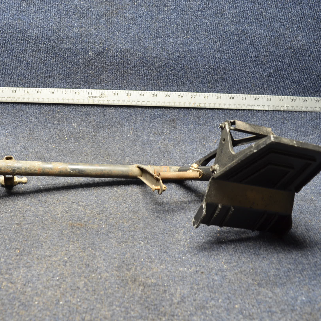 Used aircraft parts for sale, 0760675-1 Cessna 182P RUDDER ARM ASSY BAR  W/ONE PEDAL LH
