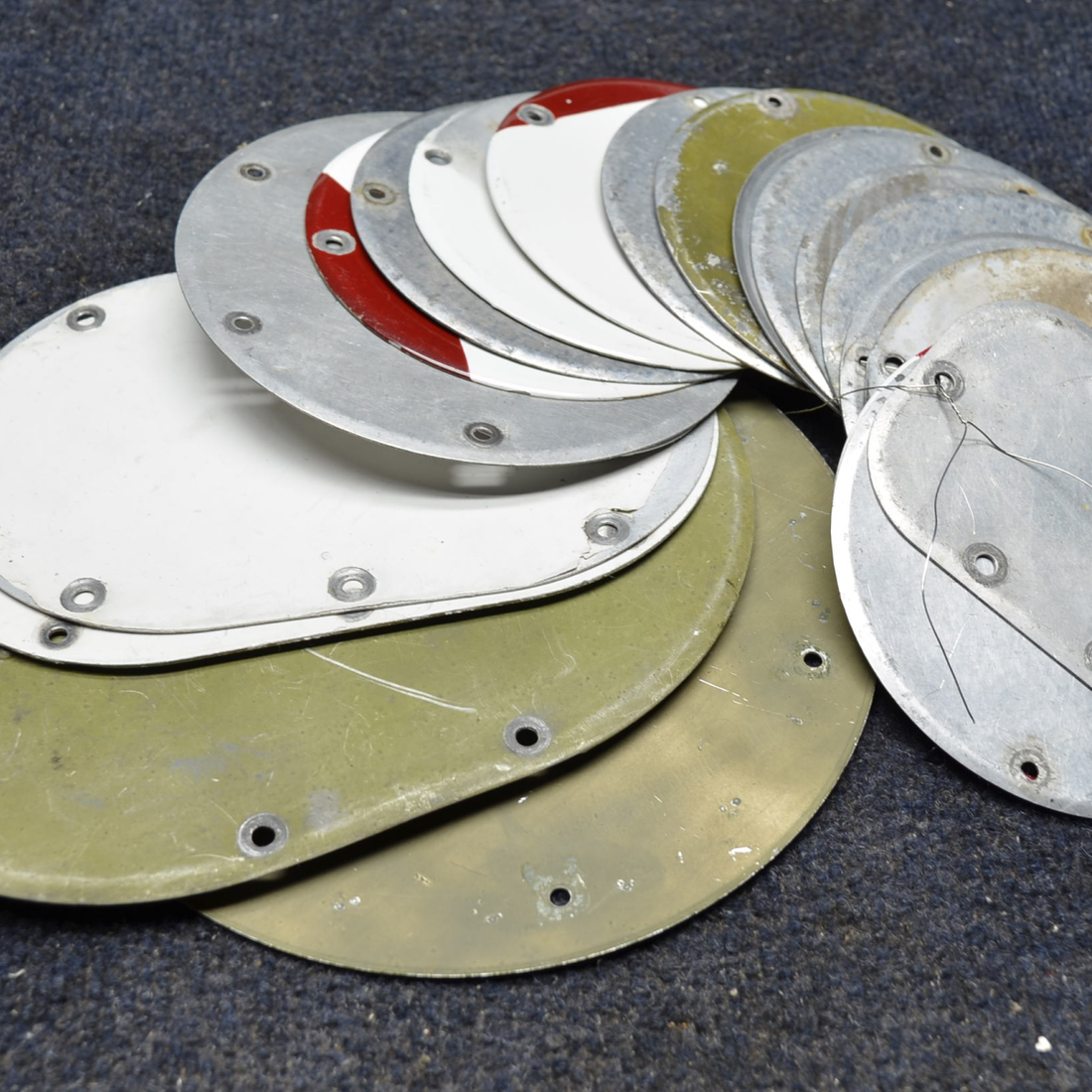 Used aircraft parts for sale, Lot of Cover plates Piper  [part_model] Cessna PA28, 182, 172 LOT OF COVER PLATES. DIFFERENT PLANES MECHANIC SPECIAL