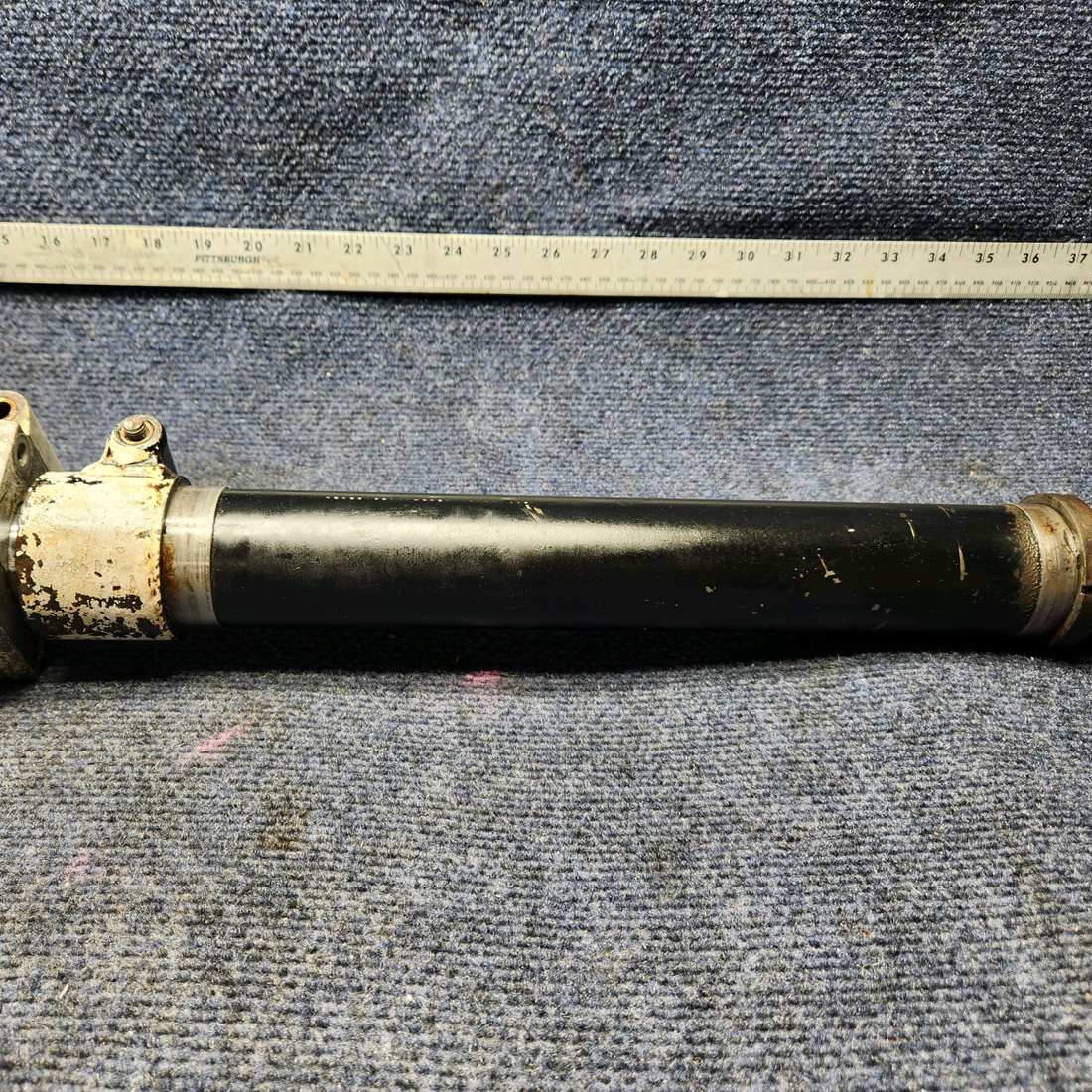 Used aircraft parts for sale, 65010-006 Piper  [part_model] NOSE WHEEL STRUT ASSY "SEE PHOTOS"