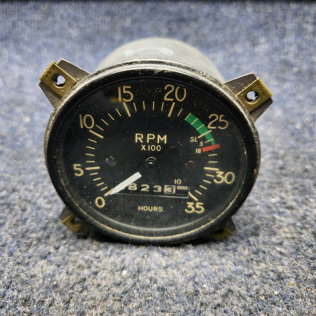Used aircraft parts for sale, 550614 PIPIR PA32RT-300 550614 TACHOMETER  RPM