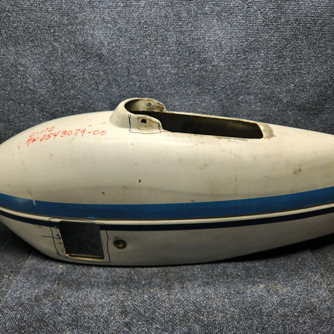 Used aircraft parts for sale, 0543079-00 Cessna  [part_model] NOSE WHEEL PANT WITH DOOR- "MISSING DOOR"