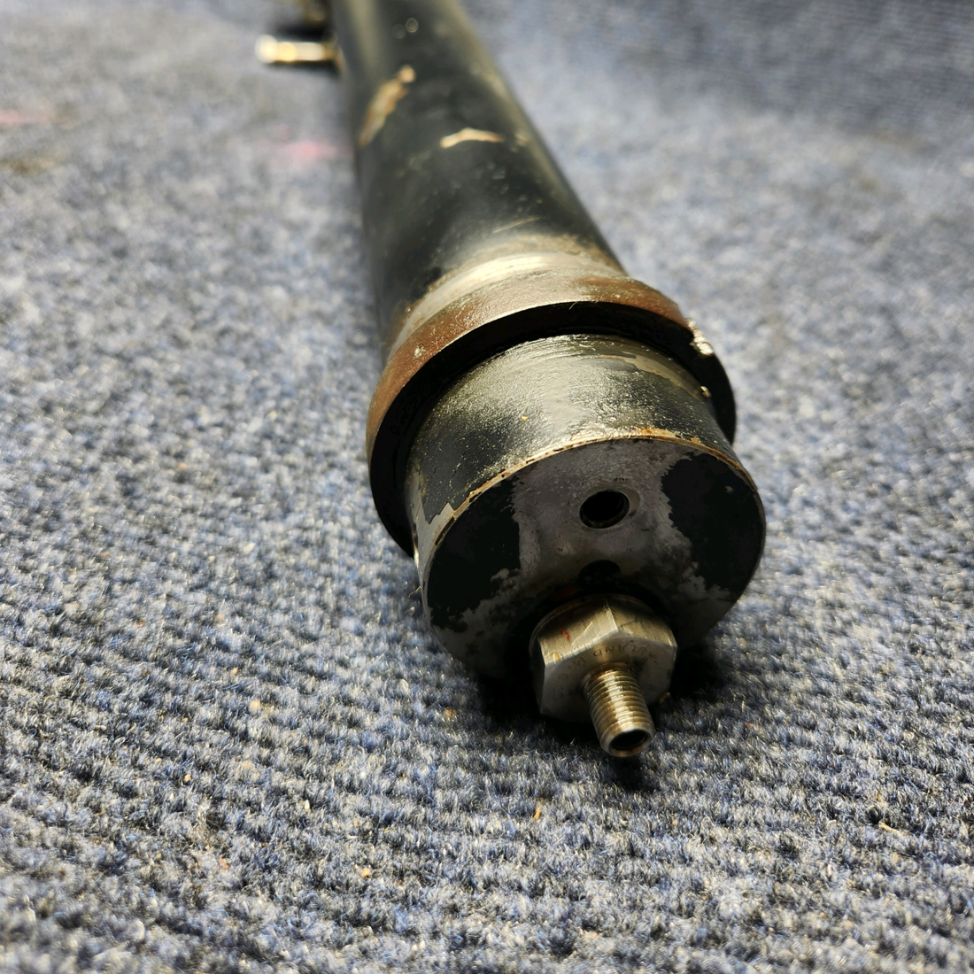 Used aircraft parts for sale, 65010-006 Piper  [part_model] NOSE WHEEL STRUT ASSY "SEE PHOTOS"