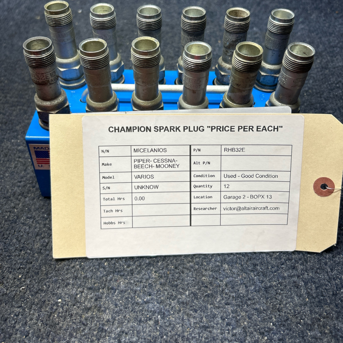 Used aircraft parts for sale, RHB32E PIPER- CESSNA-BEECH- MOONEY VARIOS CHAMPION SPARK PLUG "PRICE PER EACH"