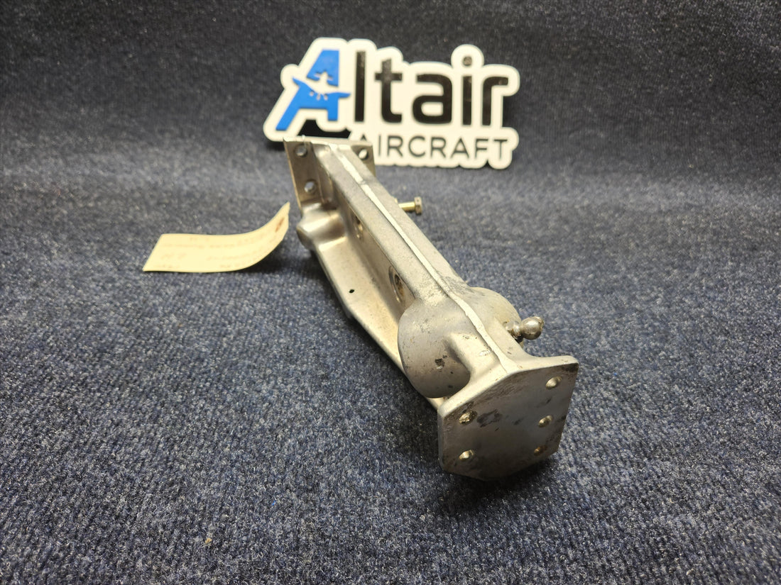 Used aircraft parts for sale 2441001-1 CESSNA C172RG Main Landing Gear Support Outboard LH