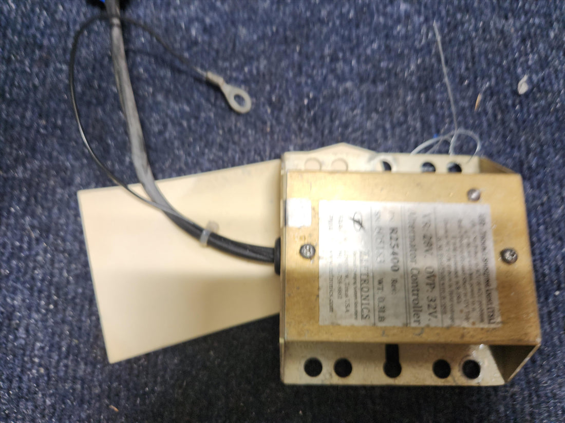 Used aircraft parts for sale R25400 SN605183  C172RG Zeftronics Voltage Regulator